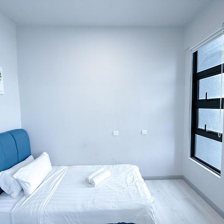Vv Homestay Jesselton Quay Surla Sabah Mall Kk 亚庇贵赴行馆 Kota Kinabalu Exterior foto