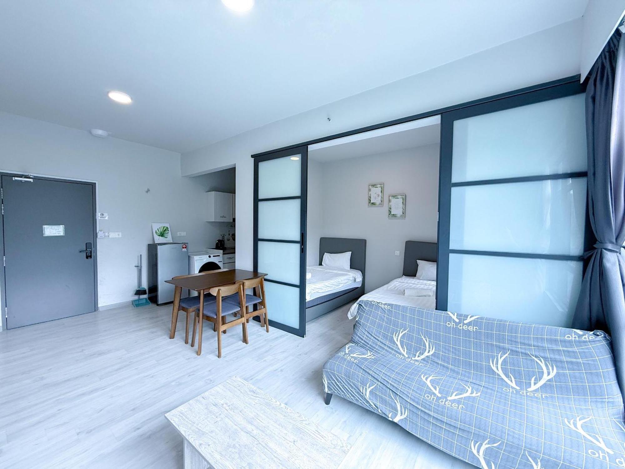Vv Homestay Jesselton Quay Surla Sabah Mall Kk 亚庇贵赴行馆 Kota Kinabalu Exterior foto